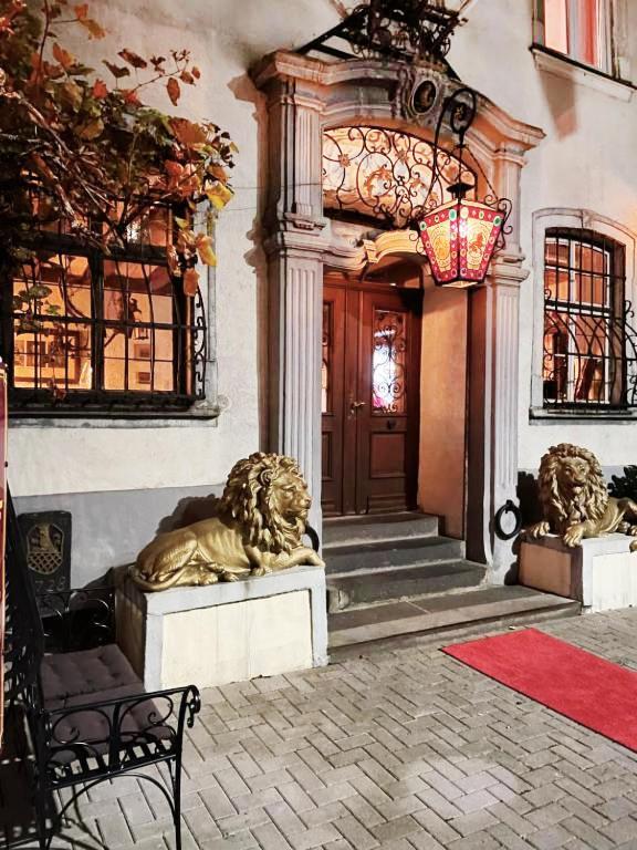 סנט גואר Hotel Zum Goldenen Loewen מראה חיצוני תמונה