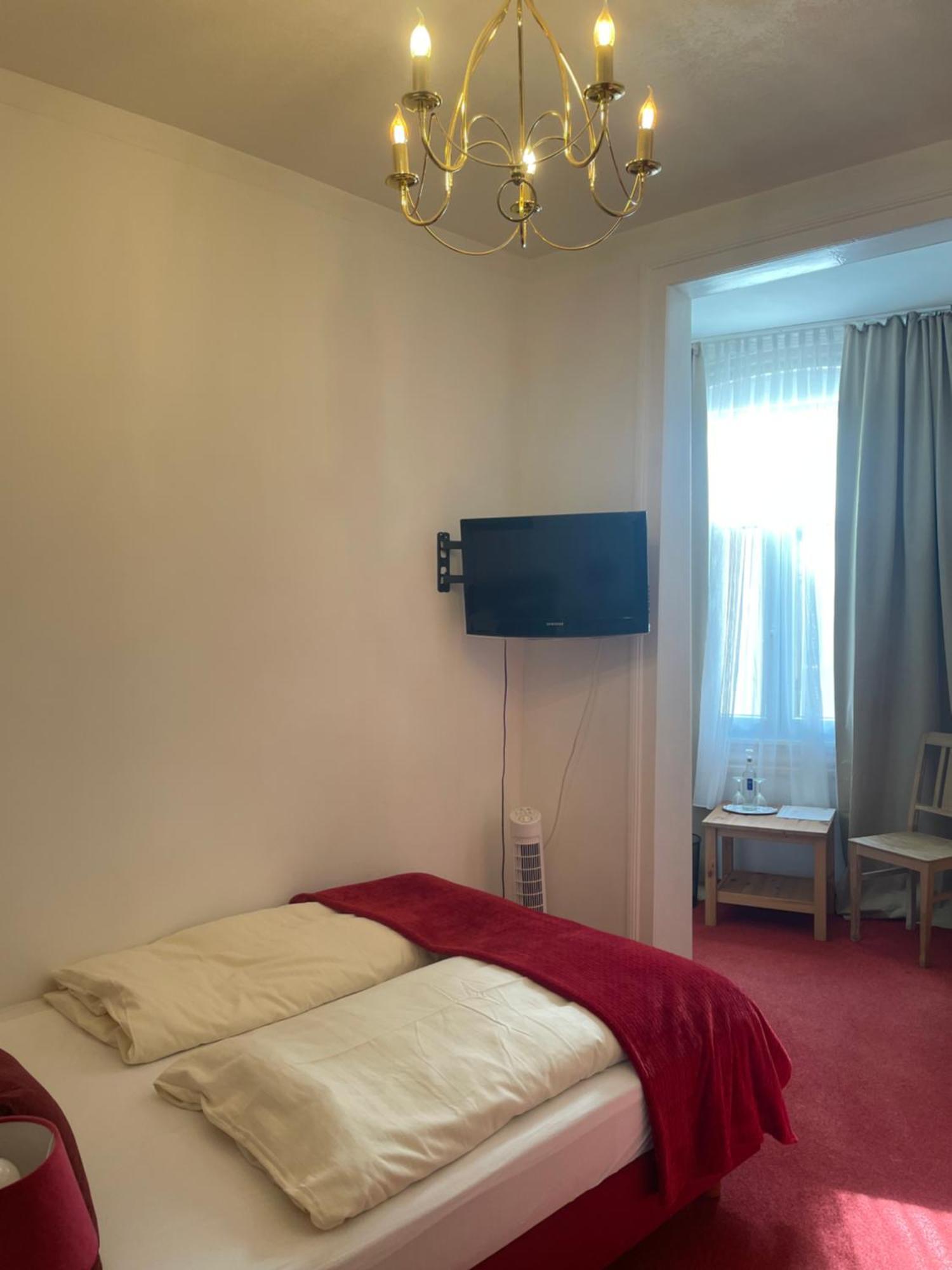 סנט גואר Hotel Zum Goldenen Loewen מראה חיצוני תמונה