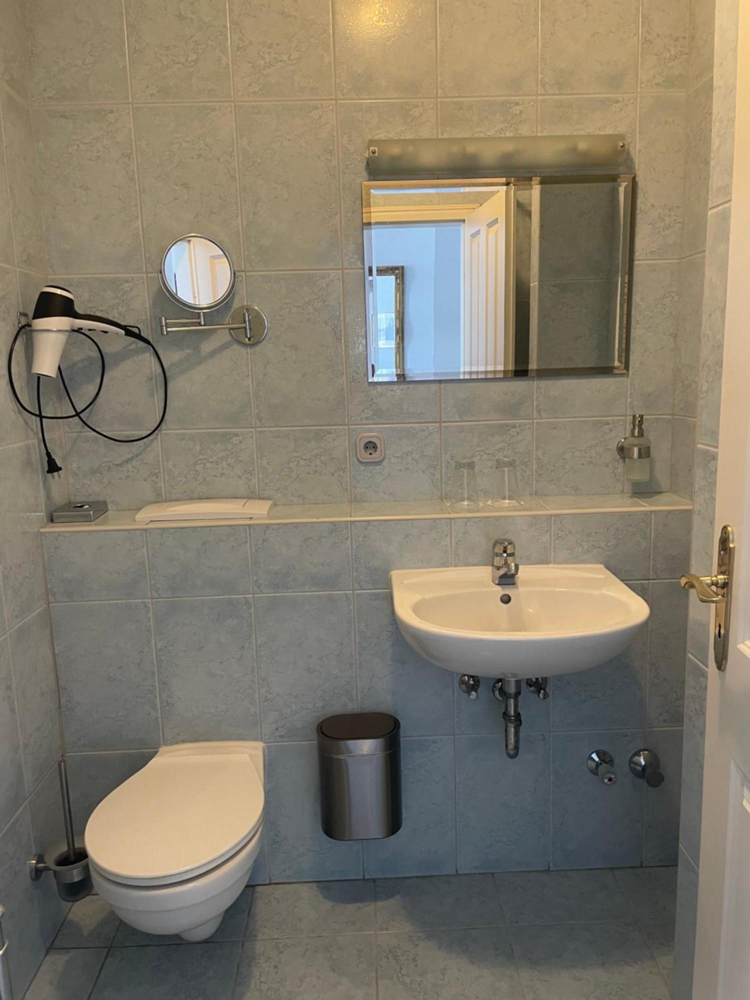 סנט גואר Hotel Zum Goldenen Loewen מראה חיצוני תמונה