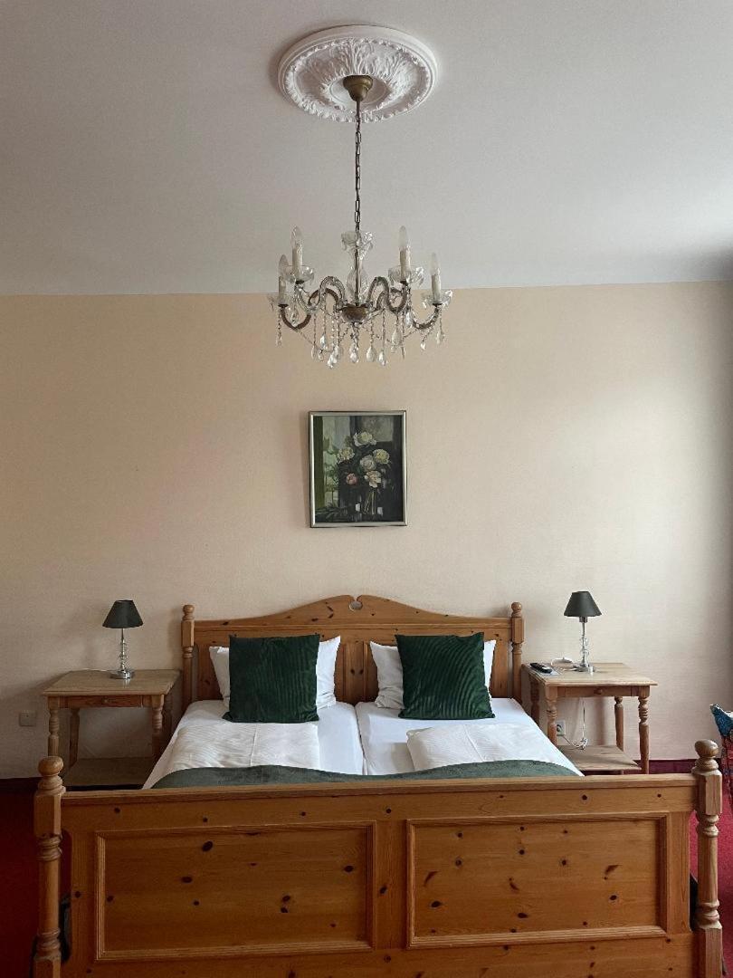 סנט גואר Hotel Zum Goldenen Loewen מראה חיצוני תמונה