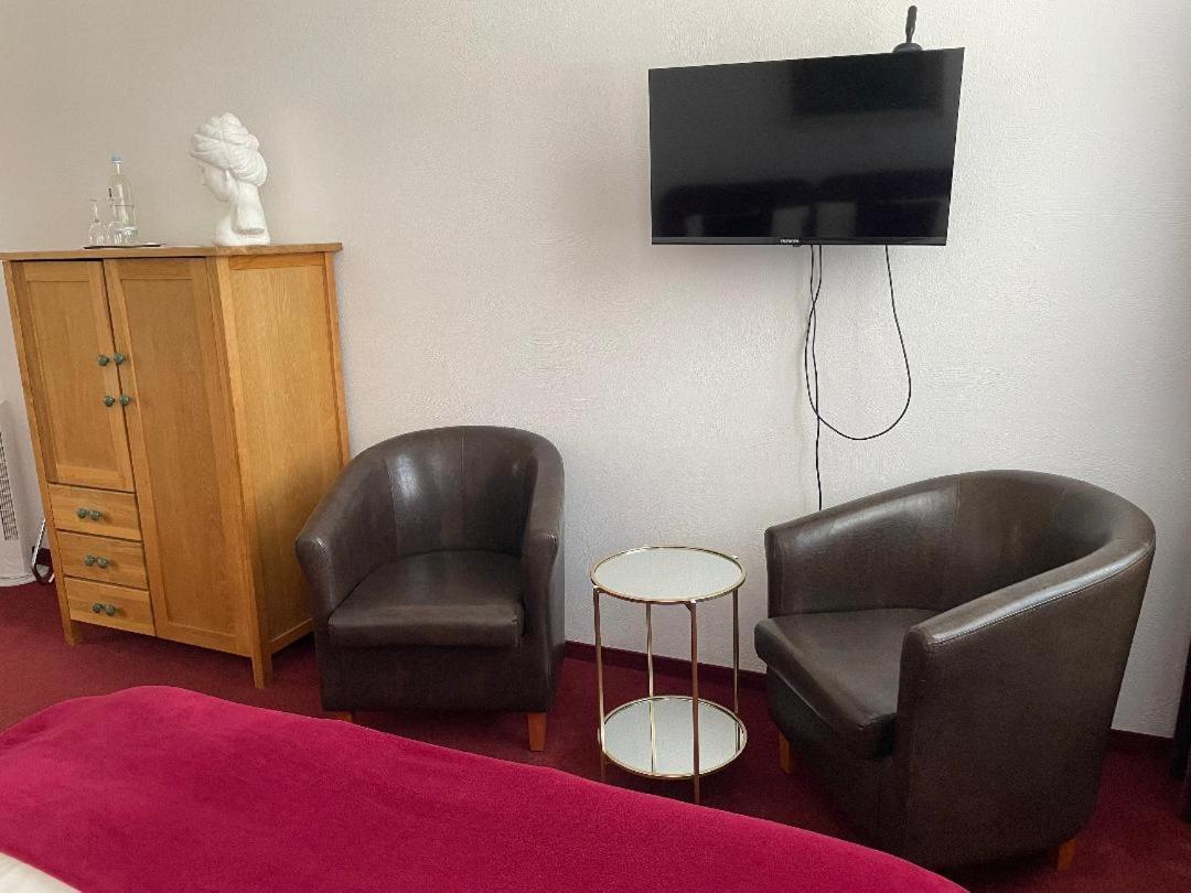 סנט גואר Hotel Zum Goldenen Loewen חדר תמונה