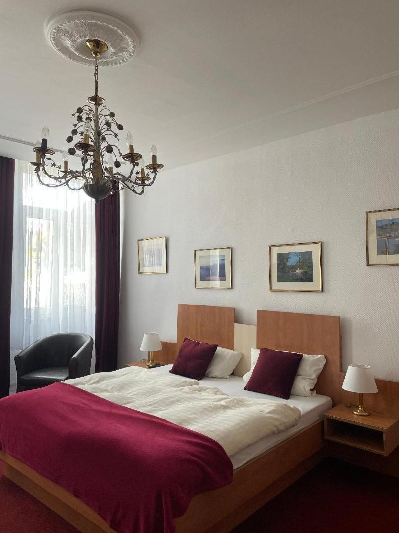 סנט גואר Hotel Zum Goldenen Loewen מראה חיצוני תמונה